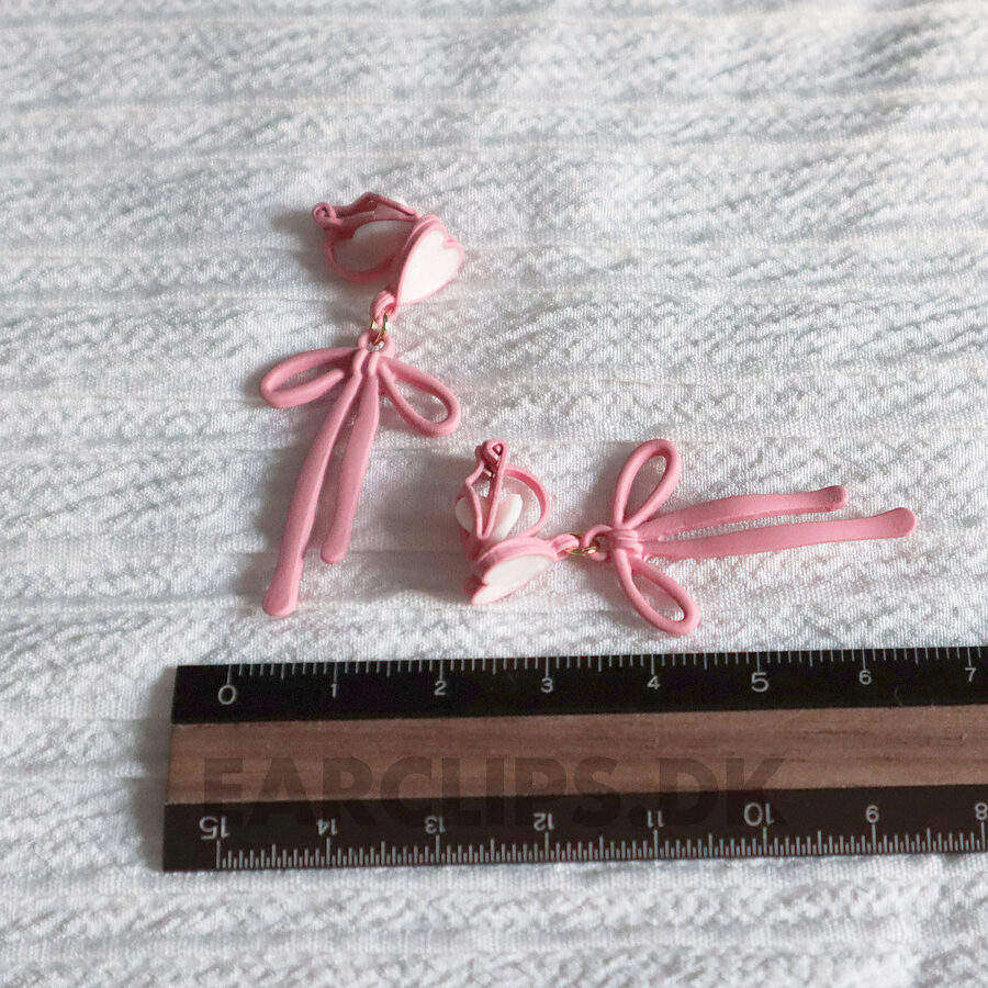 73710023 Pink heart knot 2